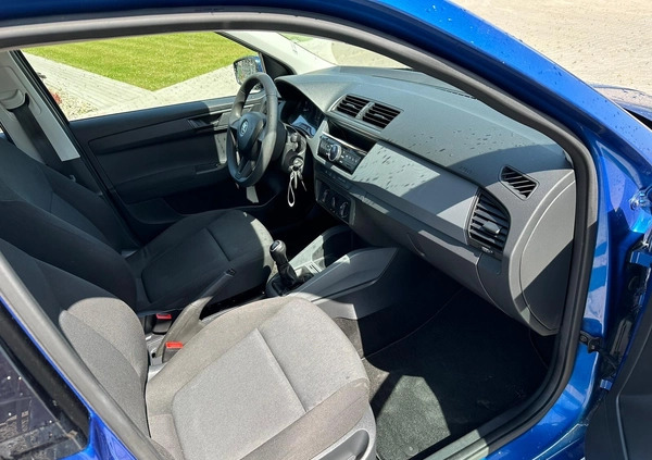 Skoda Fabia cena 27900 przebieg: 165000, rok produkcji 2016 z Łódź małe 29